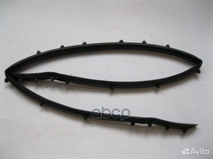 Уплотнитель бампера 863574L500 Hyundai-KIA