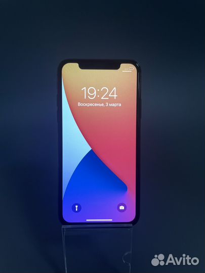 iPhone X, 64 ГБ