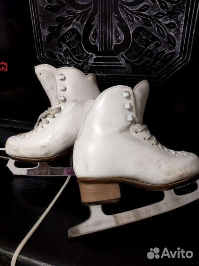 Фигурные коньки risport 210