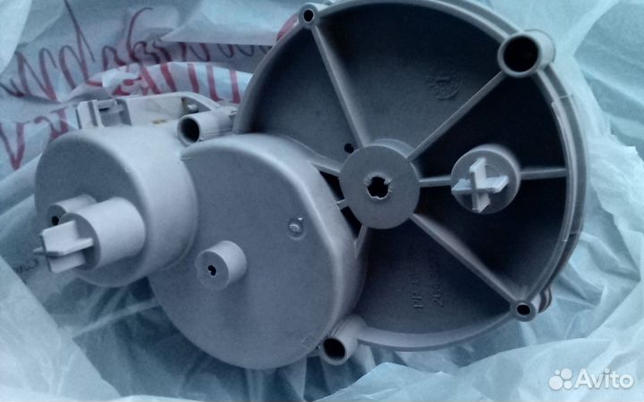 Редуктор мясорубки Moulinex NV4