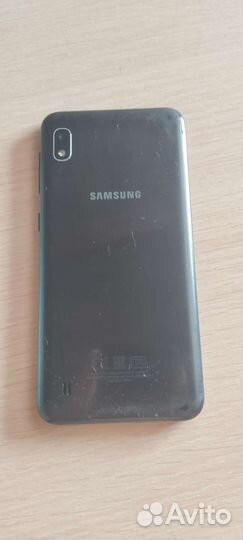 Телефон Samsung a 10