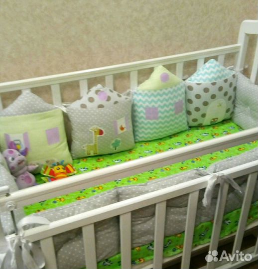 Бортики в кроватку