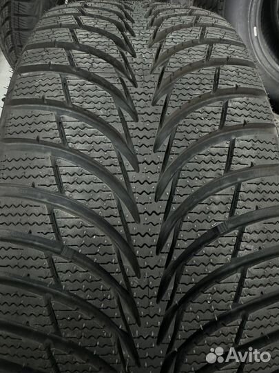 Goodyear UltraGrip Ice+ 215/55 R17