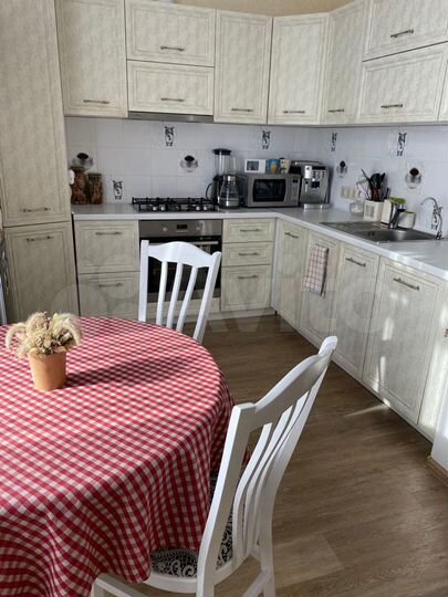 2-к. квартира, 46 м², 3/4 эт.