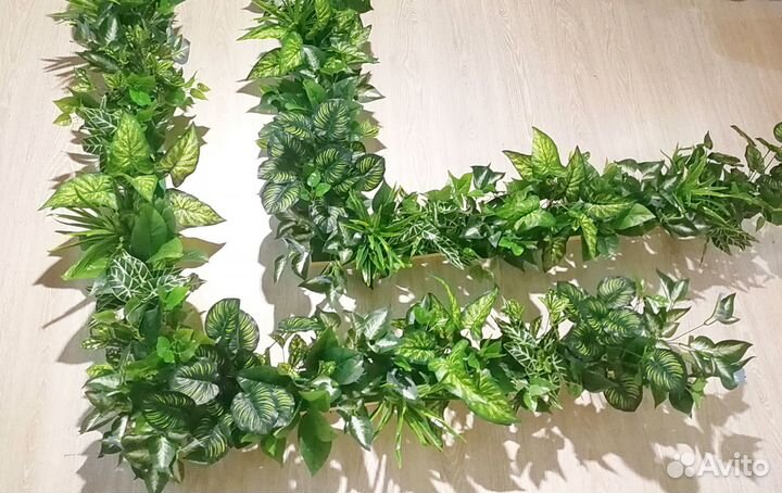 Искусственная трава, зелень и цветы в композициях