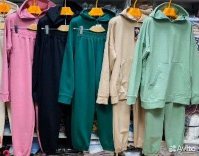 Спортивный костюм