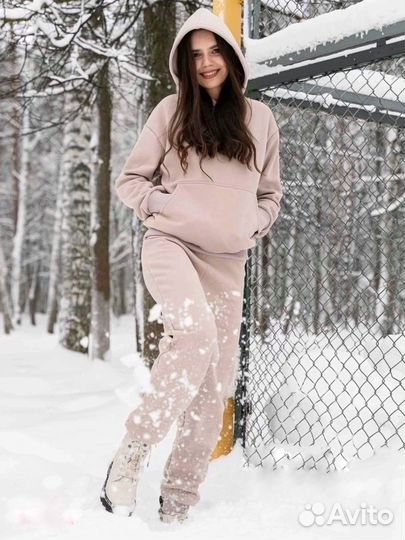 Спортивный костюм на флисе женский теплый