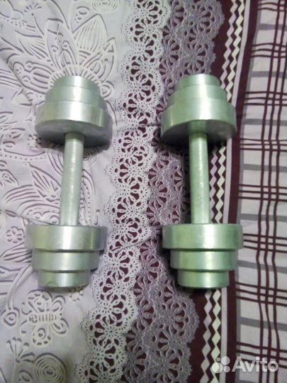 Продам гантели