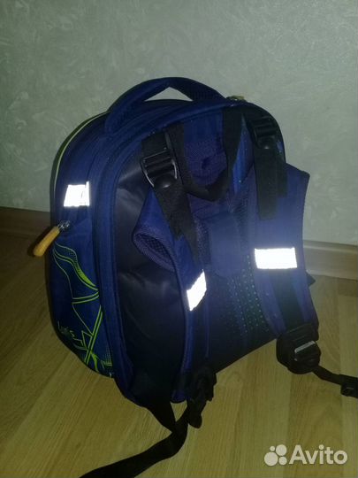 Школьный рюкзак