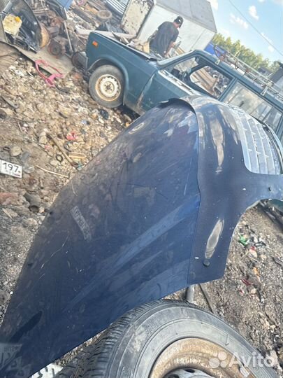 Газ 31105 Волга капот