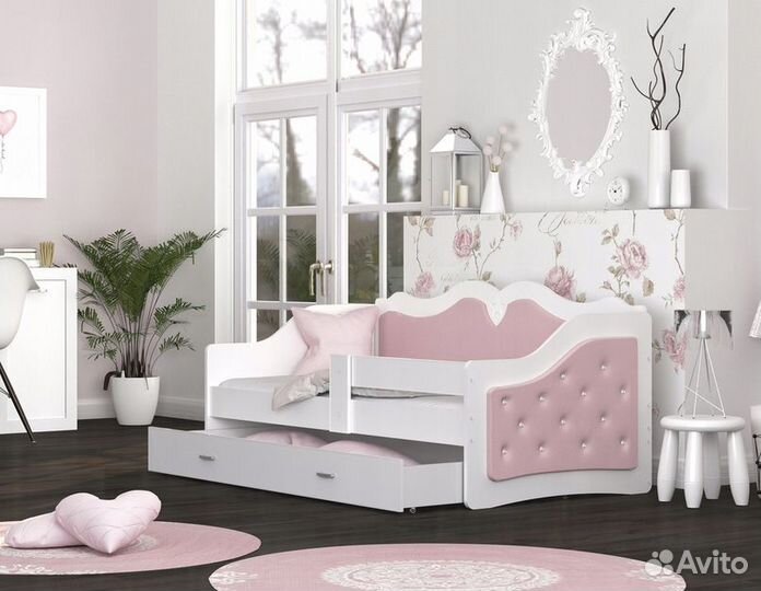 Детская кровать Лили с мягкой спинкой с матрасом