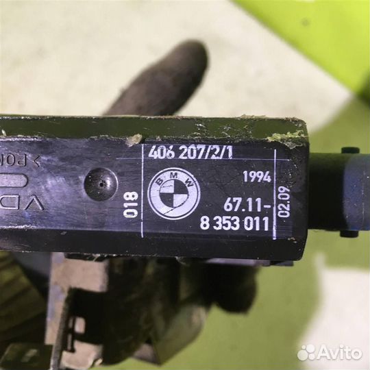 Замок двери задней правой бмв Е34