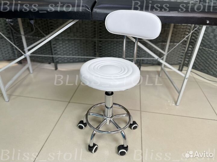 Кушетка и стул мастера