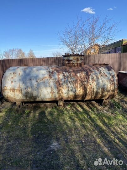 Бочка от бензовоза