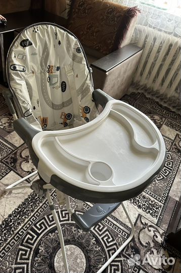 Стул для кормления