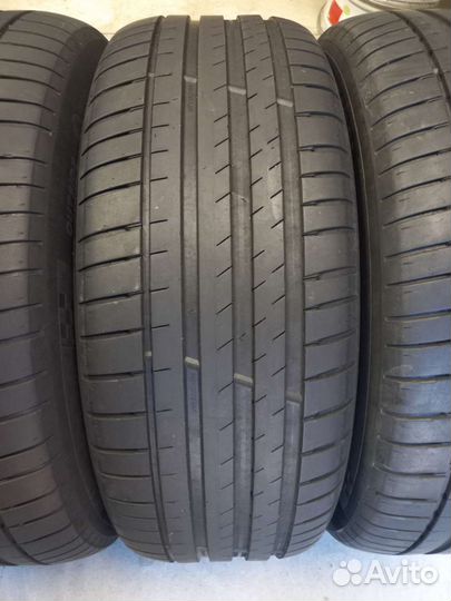 Michelin Pilot Sport 4 SUV 235/60 R18