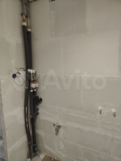 2-к. квартира, 47,6 м², 1/10 эт.