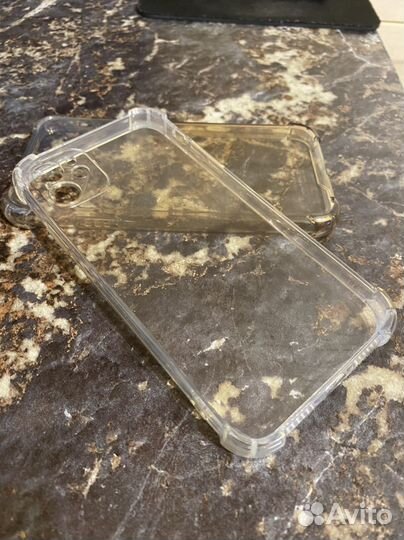 Чехол на iPhone 11