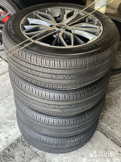 Kumho Solus TA31 215/55 R17 93V