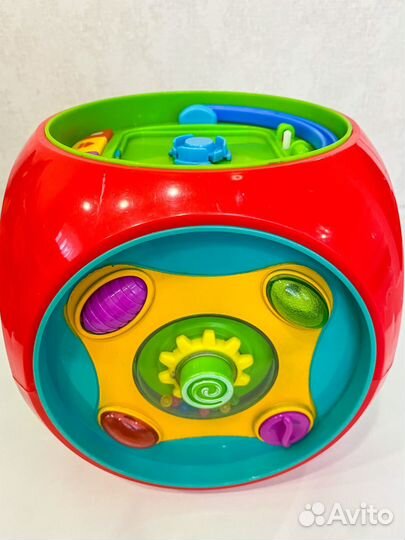 Развивающие игрушки для малышей пакетом