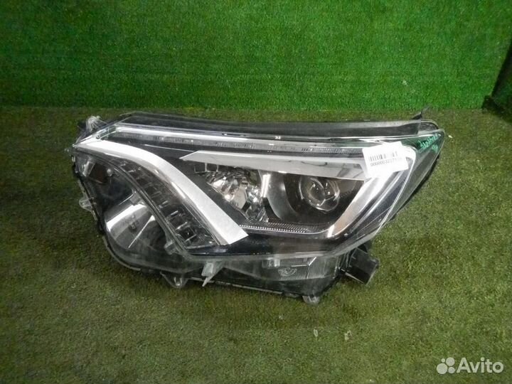 Фара левая Toyota RAV4