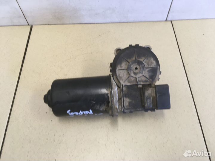 Моторчик стеклоочистителя передний Sportage 2004-2