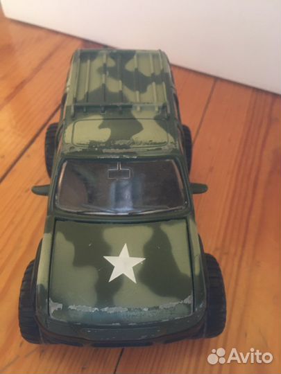 Внедорожник