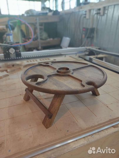 Винный столик дуб