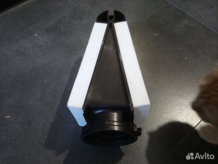 Воздушный филитр на Mercedes