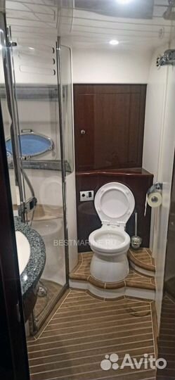 Моторная яхта Princess V58