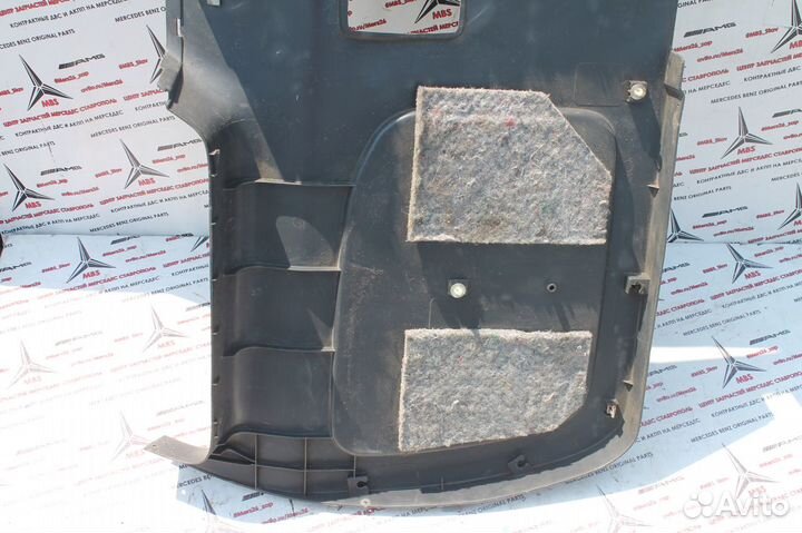 Обшивка зад крышки w163 ML мерседес