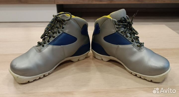 Лыжные ботинки nordway детские 33р