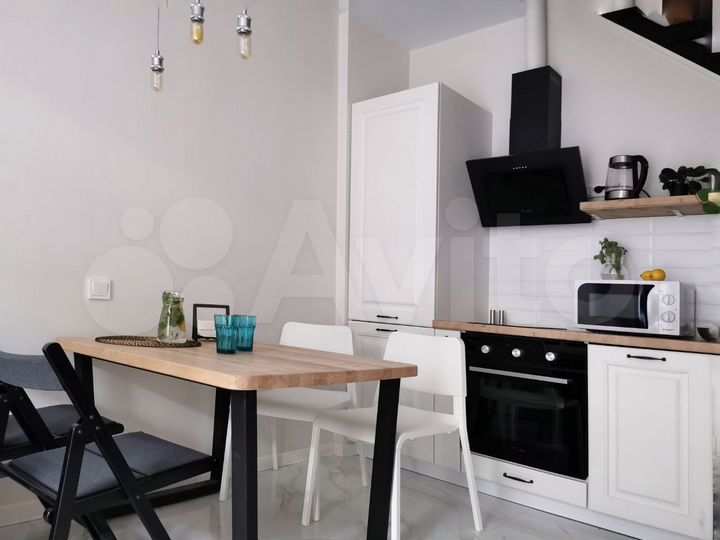 2-к. квартира, 38 м², 1/3 эт.