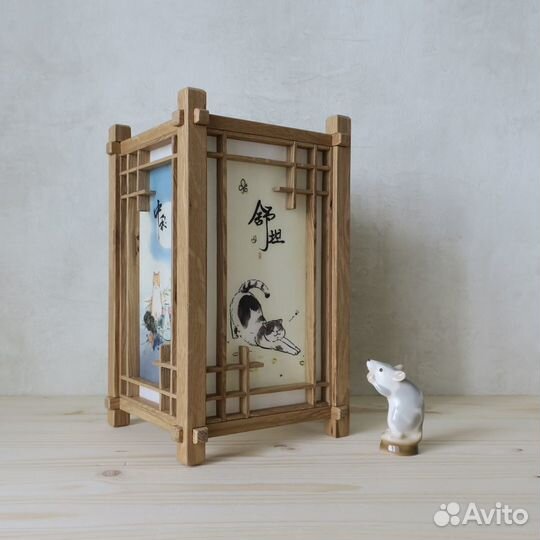 Котики: светильник настольный в японском стиле
