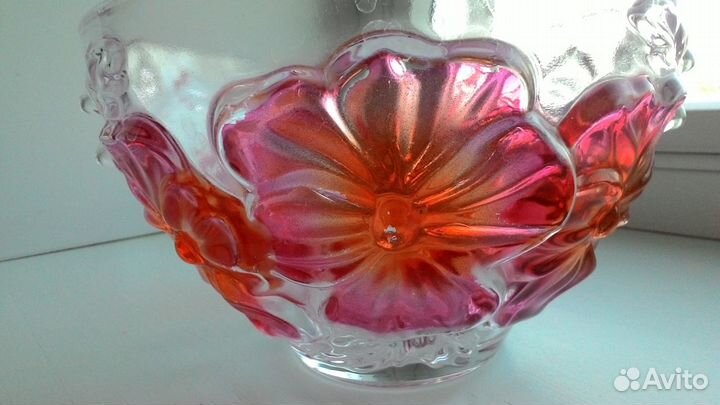 Салатница с крышкой