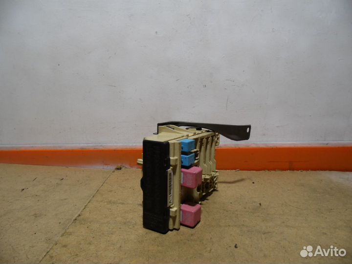 Блок реле Лексус рх 350