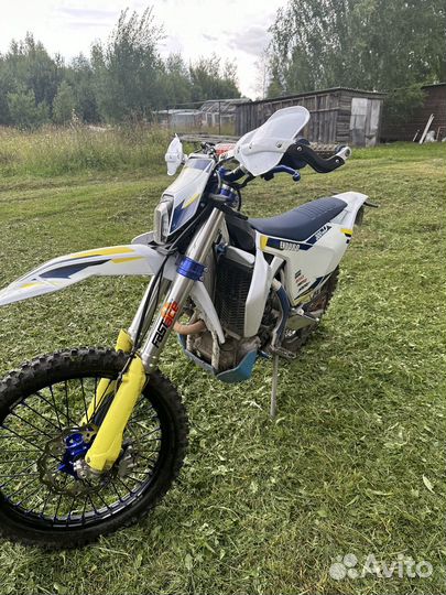 Мотоцикл avantis 300 PRO EFI