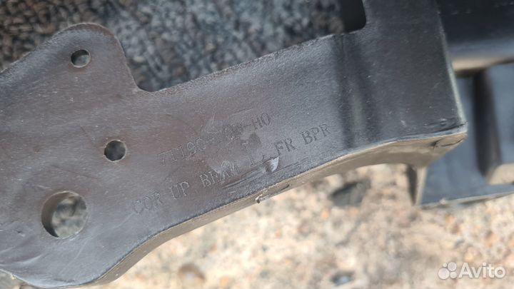 Кронштейн фары левый Honda CR-V 4 2011-2015