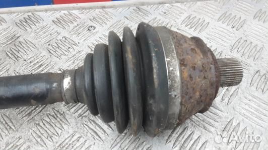 Привод передний левый audi A8 D3 (HEA28KS01)