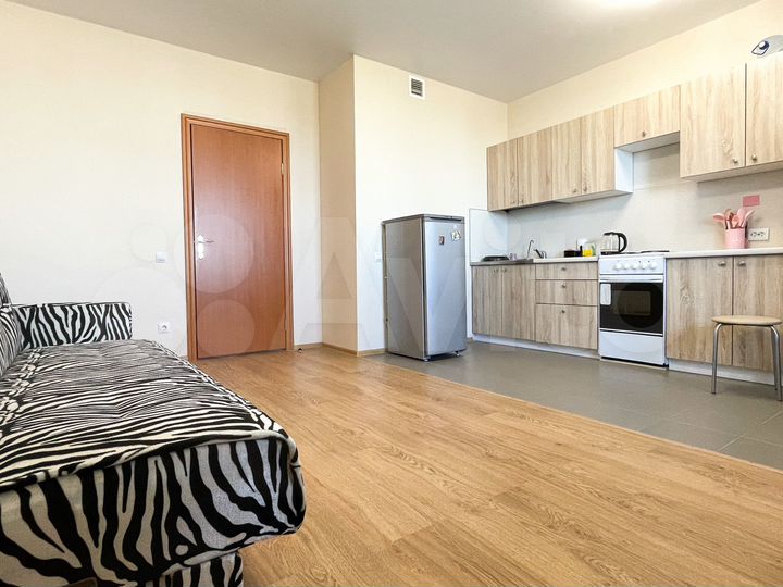 Квартира-студия, 30 м², 20/24 эт.