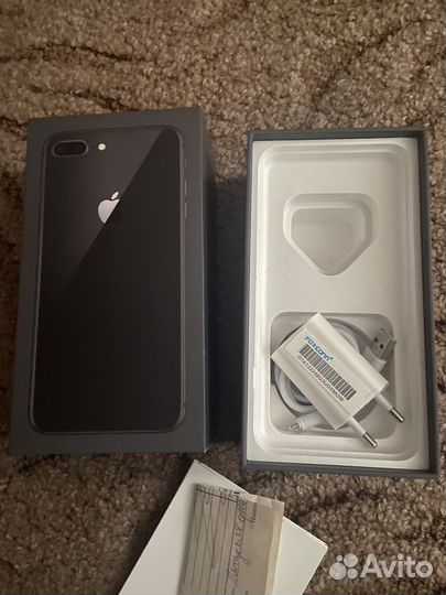 iPhone 8 Plus, 64 ГБ