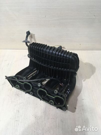 Коллектор впускной Мерседес W203 2.3 компрессор