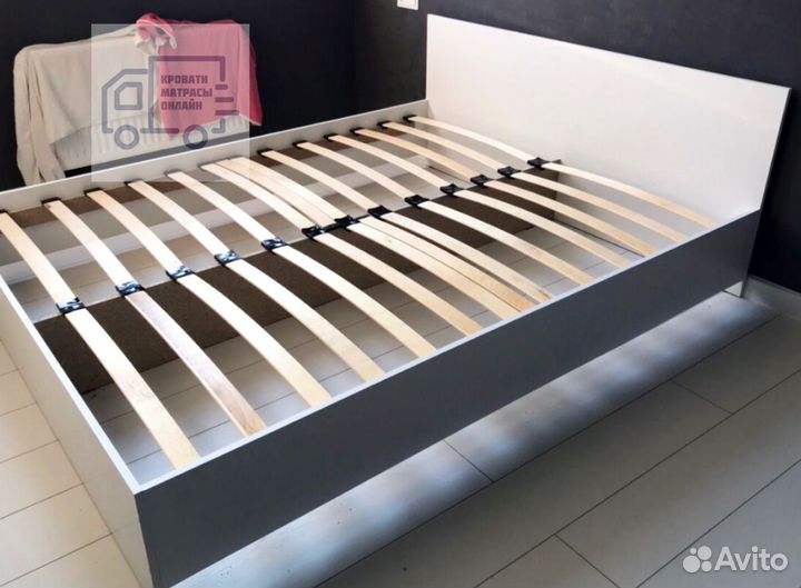Кровать двуспальная