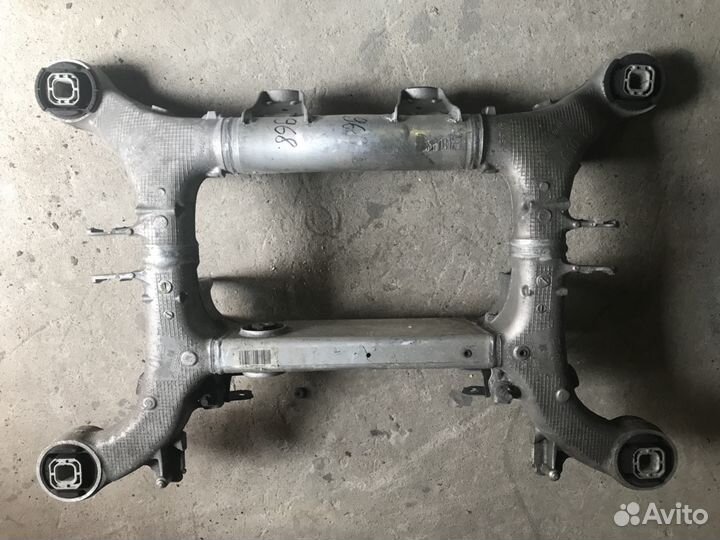 Подрамник задний для BMW 5 F10