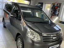 Toyota Noah 2.0 CVT, 2012, 198� 200 км, с пробегом, цена 1 670 000 руб.