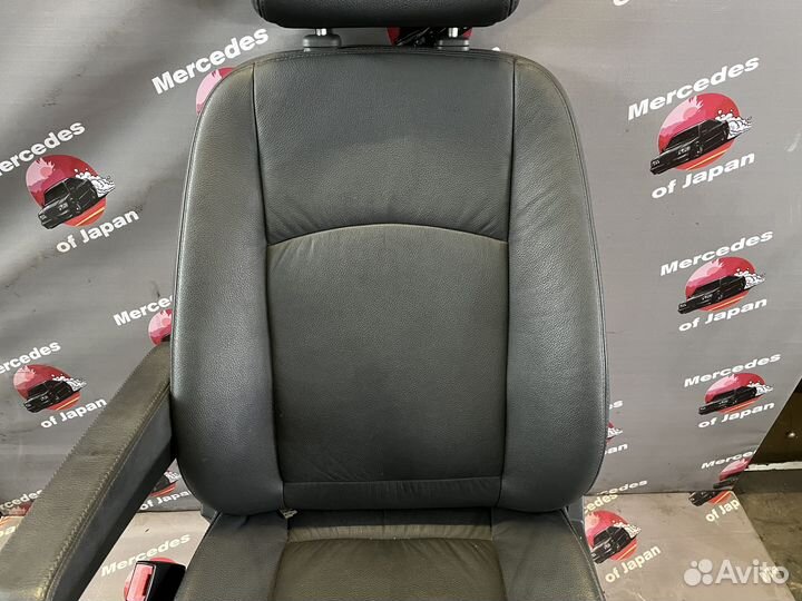 Переднее левое сиденье Mercedes w639. Япония