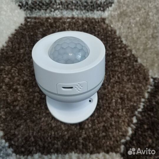 Датчик движения WiFi NEO Coolcam