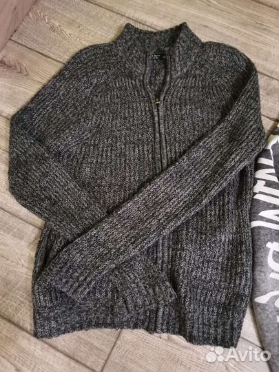 Пакетом мужские вещи. Размер М