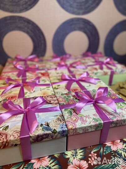 Подарки на 8 марта