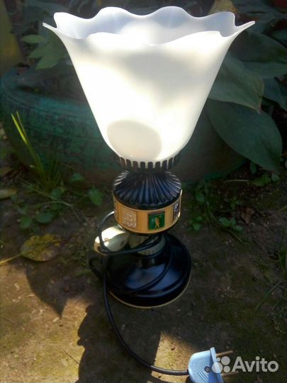 Лампа настольная